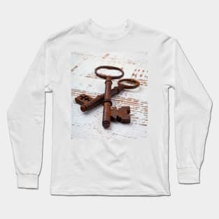 Rusted Skeleton Keys Long Sleeve T-Shirt